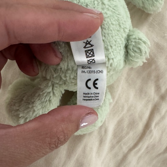 Jellycat Small Bashful Kiwi Bunny 8" Plush Retired Rare HTF - Picture 6 of 9